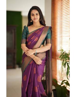 Purple Zari Woven Saree with Green Border 3