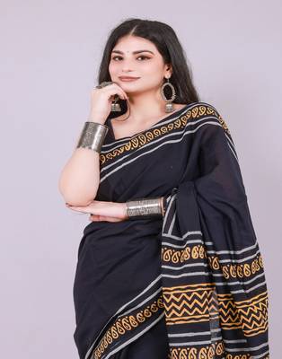 Black printed art silk saree with blouse 4