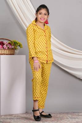  kids cotton slub floral printed night suit(yellow) 4