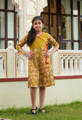  kids floral printed angrakha dress (green) 1