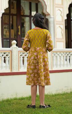  kids floral printed angrakha dress (green) 2
