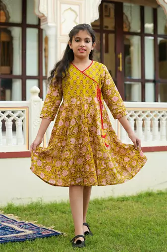 kids floral printed angrakha dress (green)