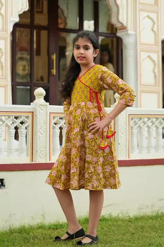  kids floral printed angrakha dress (green)
