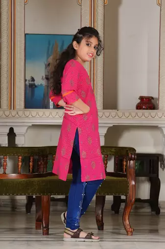  kids floral printed straight kurta (pink)