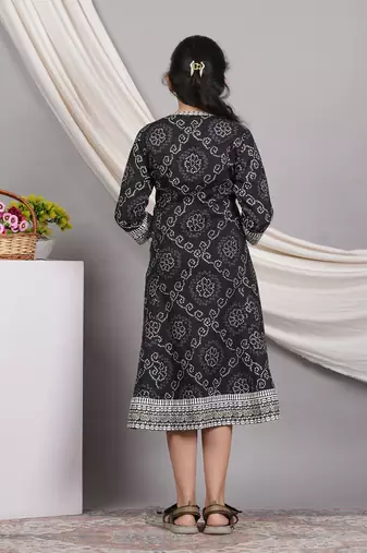  kids cotton bandhej print anarkali dress (black)