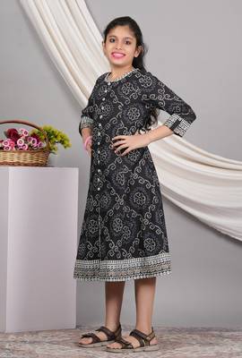  kids cotton bandhej print anarkali dress (black) 4