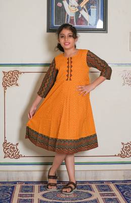  kids cotton geometric print anarkali dress (mustard) 4