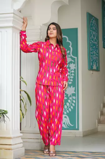  women's ikat printed co-ord set (pink)