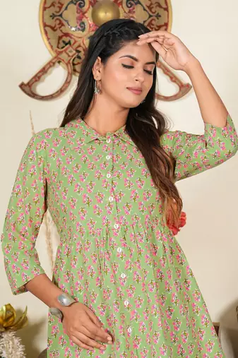  women's floral printed night suit(green)