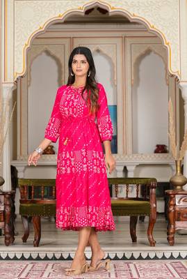  women's floral gold printed tiered dress (pink) 3