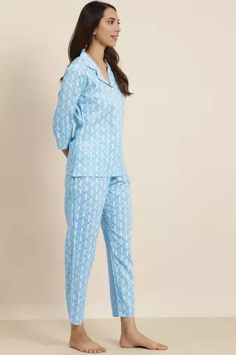  women's floral printed night suit(blue)