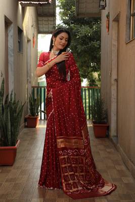 Women Red Bandhej Silk And Bandhni Zari Weaving With Rich Pallu Saree With Blouse For Women 1