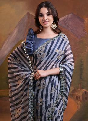 Blue Georgette Leriya Print Designer Saree 3