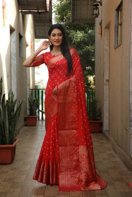 Women Scarlet Bandhej Kanjivaram Soft Silk Zari Weaving With Rich Pallu Saree With Blouse For Women 3