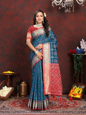 Rama Patola Silk Woven Design With Zari Meenakari Weaving Motifs Pallu Saree 1