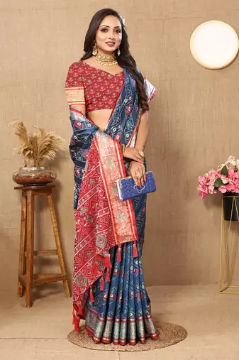 Rama Patola Silk Woven Design With Zari Meenakari Weaving Motifs Pallu Saree