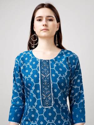 Blue cotton embroidered kurta with pant  4