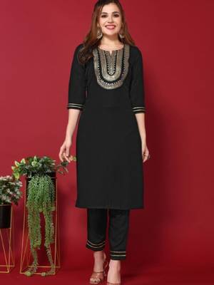 Black cotton embroidered kurta with pant & dupatta 2