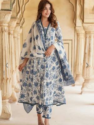Off-white cotton printed kurta Set 3