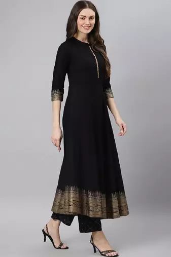 Women's Black Cotton Printed Kurta Pant Set