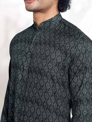 Vardha men's digital printed cotton kurta, coal black ogee pattern regular fit kurtas for men, mandarin collar 3