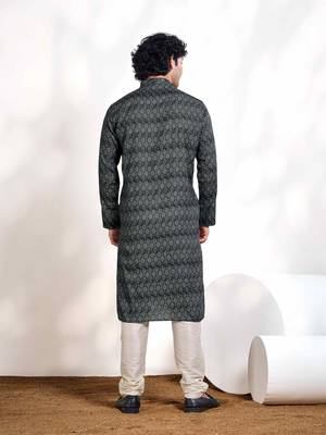 Vardha men's digital printed cotton kurta, coal black ogee pattern regular fit kurtas for men, mandarin collar 4