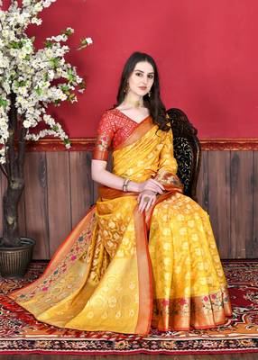 Soft Cotton Silk Saree With Beautiful Zari  & Meenakari Weaving Pallu With Zari Weawing Border 3
