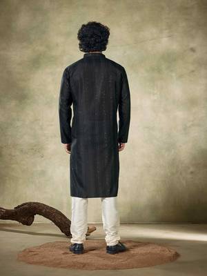 Vardha men's viscose kurta linear sequin pattern stitched fit kurta's for men 3