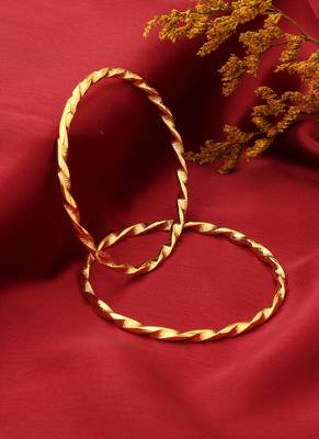 Elegant Gold-Plated Twisted Bangles 3