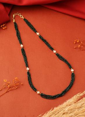 Green and White Beads Necklace 1