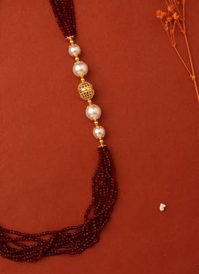 Maroon Bead Necklace with Side Pearls 2