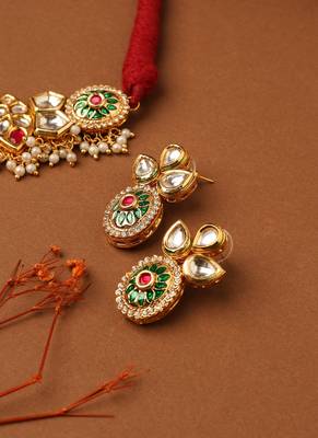 Kundan Choker Set with Meenakari Work 4