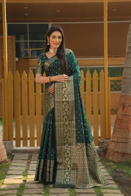 Women Green Bandhej Kanjivaram Soft Silk Zari Weaving With Rich Pallu Saree With Blouse For Women 1
