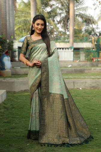 Women Sea Green Traditional Kanjivaram Soft Silk Zari Weaving With Rich Pallu Saree With Blouse For Women