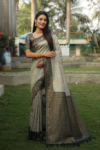 Women Turqoise Traditional Kanjivaram Soft Silk Zari Weaving With Rich Pallu Saree With Blouse For Women
