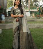 Women Turqoise Traditional Kanjivaram Soft Silk Zari Weaving With Rich Pallu Saree With Blouse For Women