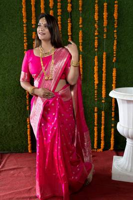 Women's Rani Pink Faux Banarasi Silk Zari Woven Saree with Blouse 1