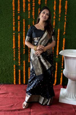 Women's Black Faux Banarasi Silk Zari Woven Saree with Blouse 2