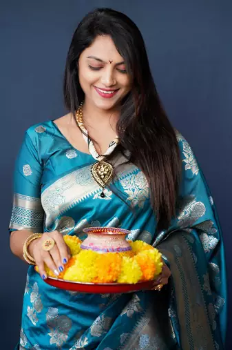 Women's Teal Handloom Faux Banarasi Silk Zari Woven Saree with Blouse
