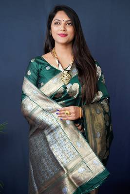 Women's Bottle Green Handloom Faux Banarasi Silk Zari Woven Saree with Blouse 2