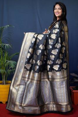 Women's Black Handloom Faux Banarasi Silk Zari Woven Saree with Blouse 4
