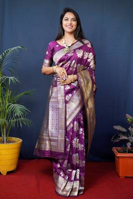 Women's Wine Handloom Faux Banarasi Silk Zari Woven Saree with Blouse 2