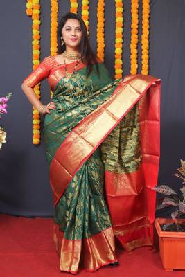 Women's Green Faux Kanchipuram Silk Zari Woven Saree with Blouse 1