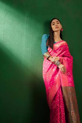 Gajri Color Weaving Work Faux Banarasi Silk Saree With Blouse 1