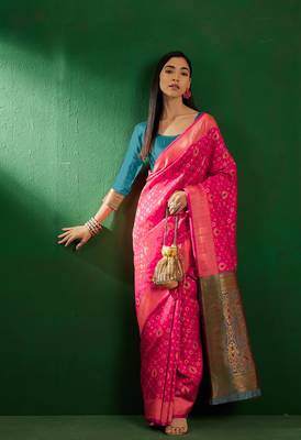 Gajri Color Weaving Work Faux Banarasi Silk Saree With Blouse 2