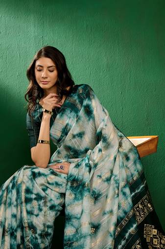 Green Color Weaving Work Cotton Blend Saree With Blouse