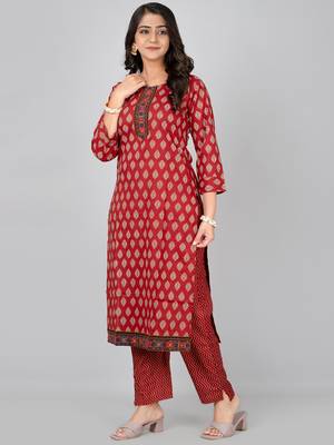 Straight kurta with neck & flair work with pant 3