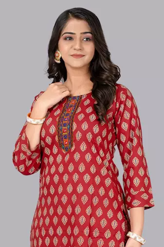 Straight kurta with neck & flair work with pant
