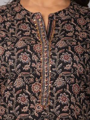 Straight kurta with printed pant 3