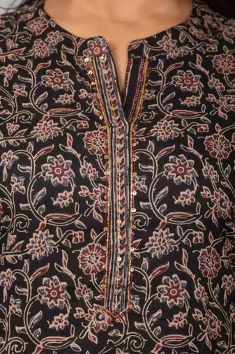 Straight kurta with printed pant